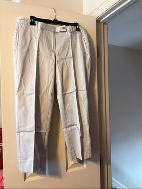 White House Black Market Grey Capri Pants Size 8